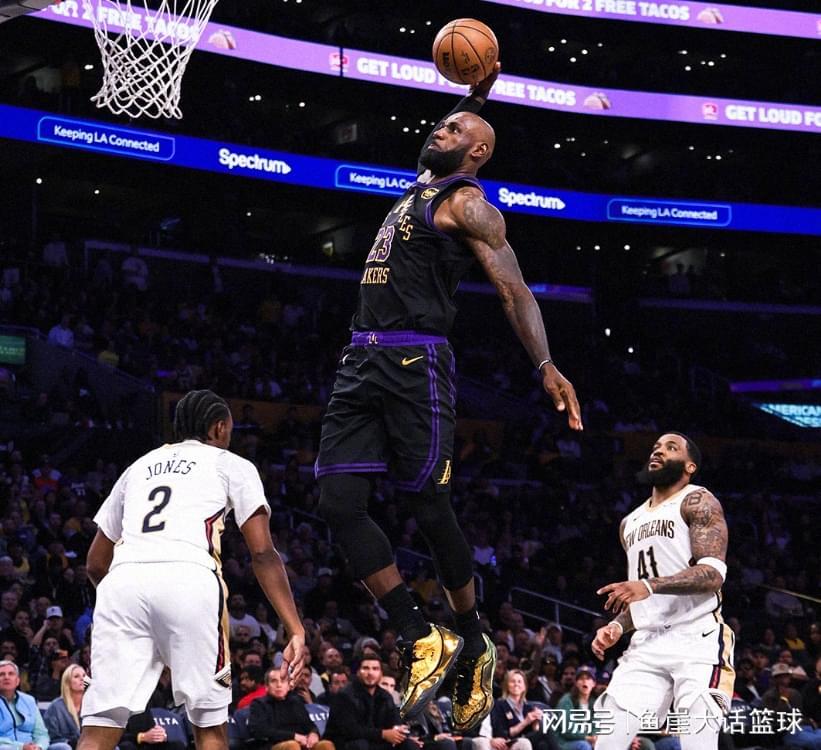 九游体育-险胜！老詹21+7里夫斯15中4，锡安24+4犯错，东契奇27+7不满吹罚